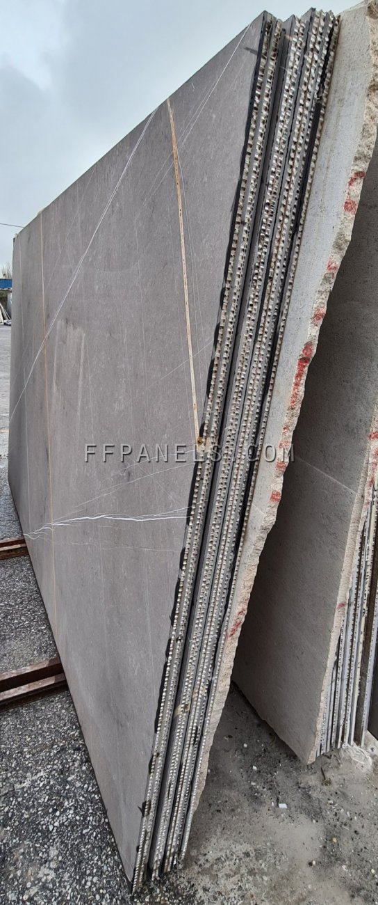 X_FABYCOMB® lightweight SAHARA NOIR MARBLE panels