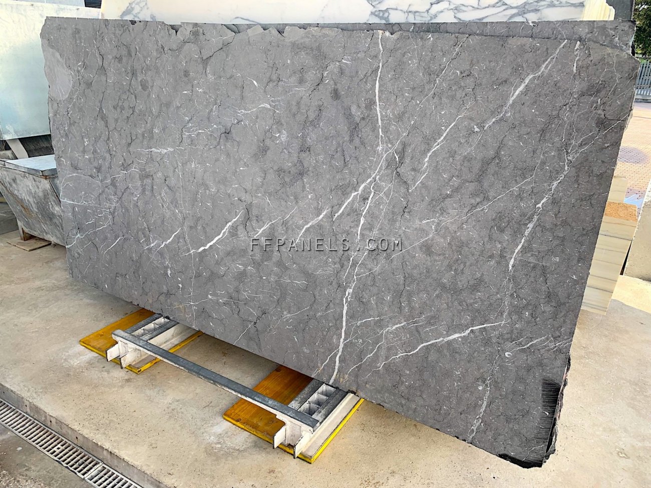 MARQUINIA MARBLE slabs