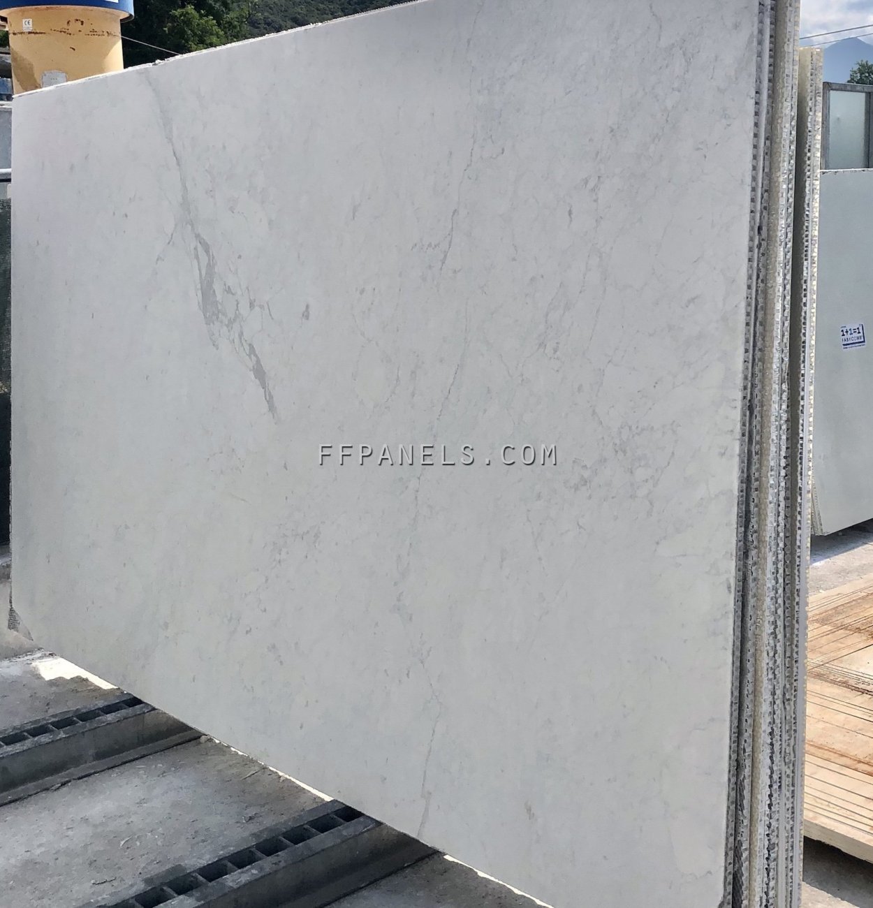 pannelli marmo leggero FABYCOMB® in MARMO BIANCO CARRARA